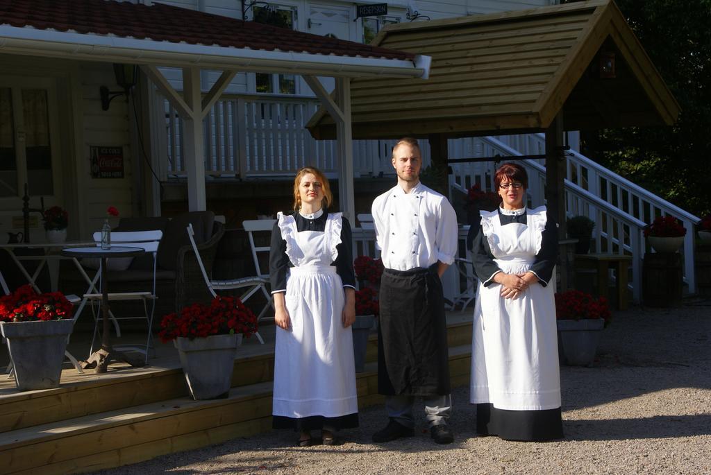 Paulsens Hotel Lyngdal Exterior photo